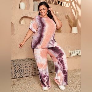 EMERY ROSE Plus Tie Dye Tee & Pants Set